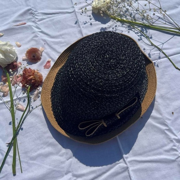 Straw hat black and tan Jessica Simpson with bow fedora - Picture 2 of 3